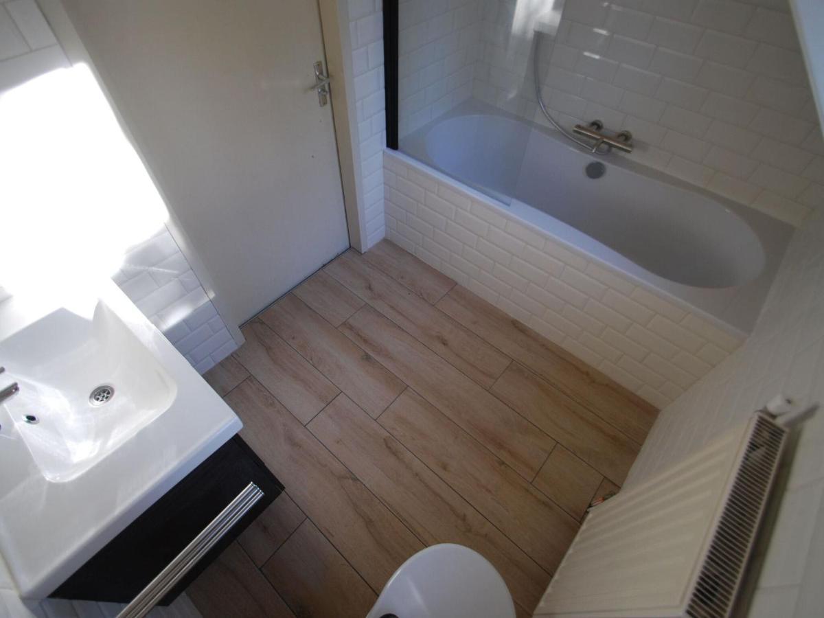 Cosy Holiday Home With Terrace Near Natural Park In Lemele Esterno foto